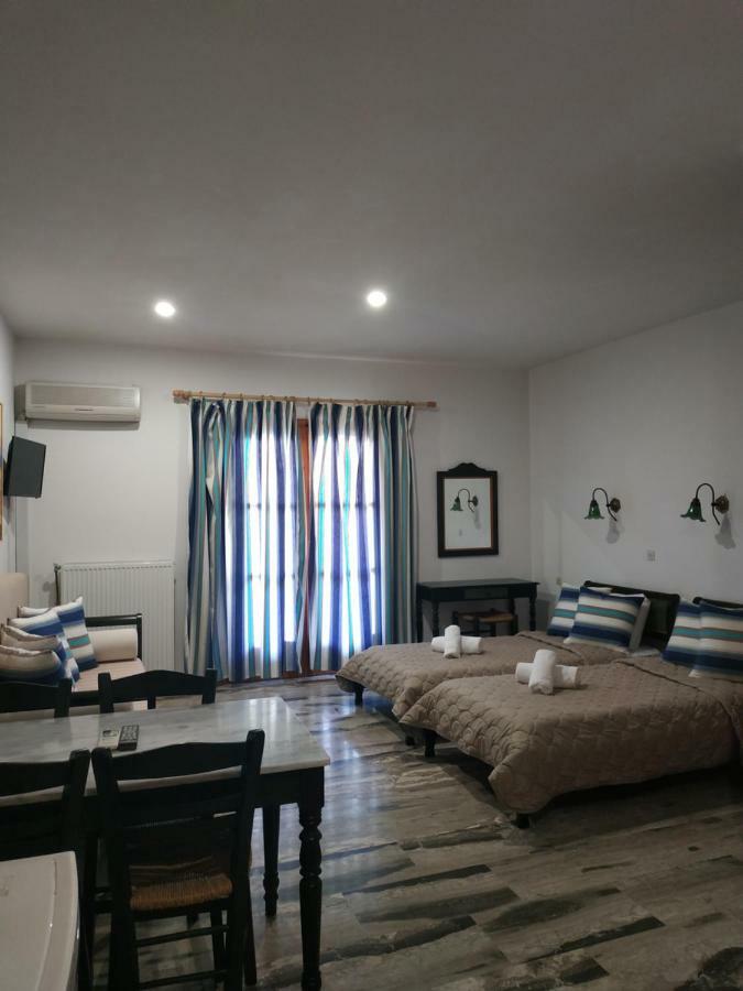 Ninemia Residence Толон Экстерьер фото